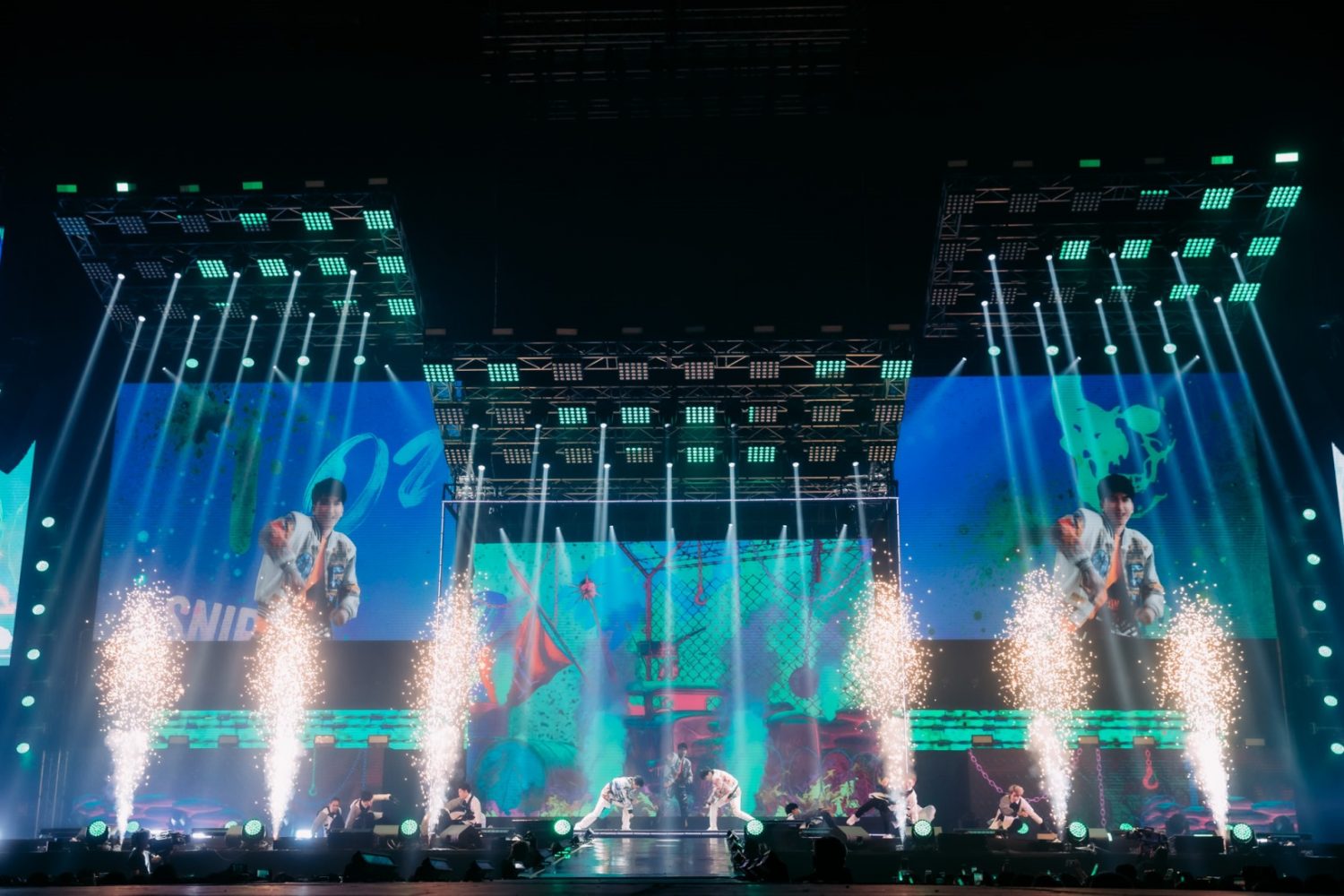 ปรากฎการณ์คอนเสิร์ต D2B และโชว์สุดมันส์จากสองหนุ่ม