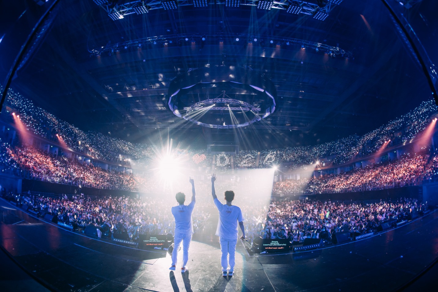 ภาพปิดท้าย คอนเสิร์ต D2B Infinity Concert 2020